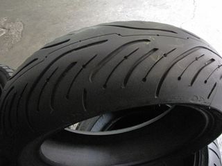 1TMX 190-55-17 MICHELIN PILOT ROAD 4 GT DOT (0318)-thumb-3