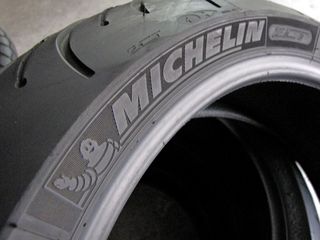 1TMX 190-55-17 MICHELIN PILOT ROAD 4 GT DOT (0318)-thumb-4