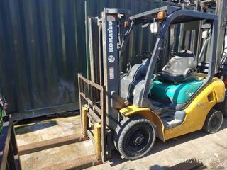 Komatsu 2002 2.0T-thumb-2