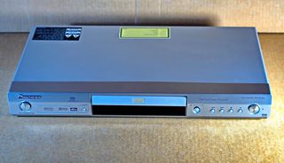 DVD player Pioneer DV-575A (play, CD-DVD-AVI-RW-MP3-SACD)