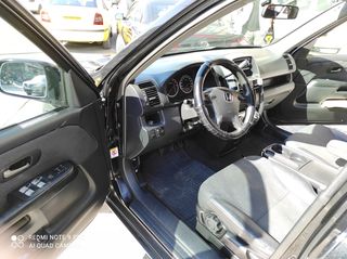 Honda CR-V 2004-thumb-4