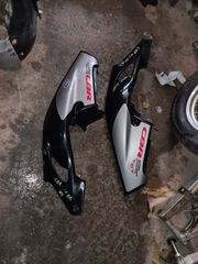 Honda CBR 400 RR ουρά