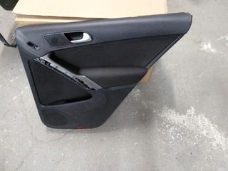 ΤΑΠΕΤΣΑΡΙΑ ΠΟΡΤΑΣ ΠΙΣΩ ΔΕΞΙΑ VW TIGUAN '07-'11