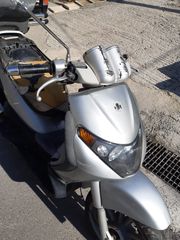 Beverly 200-thumb-6