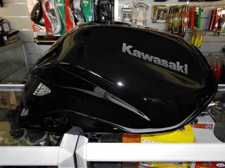 Kawasaki er6F/er6N 2004/11 Ντεπόζιτο/Ρεζερβουάρ Βενζίνης Σαν Καινούριο!!!