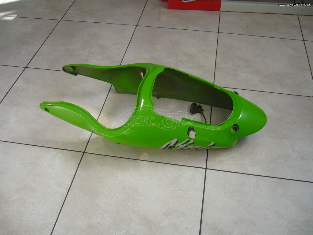 ΠΙΣΩ ΟΥΡΑ ΑΠΟ KAWASAKI ZX 9 R MONTELO 1998