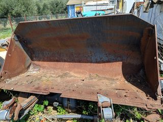 Κουβάς με ταχυσυνδεμο 2,35m-thumb-1