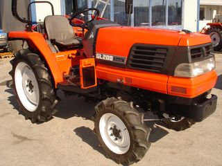 Αμπελουργικά Τρακτέρ Kubota 2009 GL 200 -20 KW X 1.36=27 HP-thumb-2