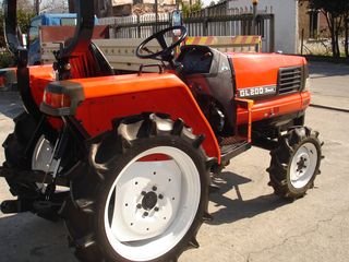 Αμπελουργικά Τρακτέρ Kubota 2009 GL 200 -20 KW X 1.36=27 HP-thumb-7