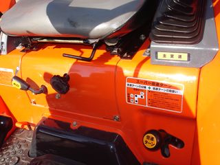 Αμπελουργικά Τρακτέρ Kubota 2009 GL 200 -20 KW X 1.36=27 HP-thumb-13