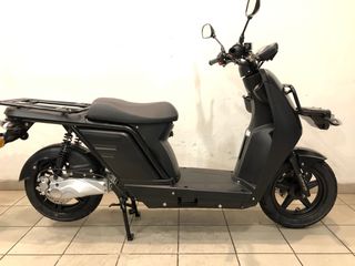 Roller / Scooter 2025 Cargo T-Express 3000w