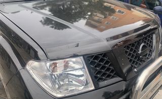 Ανεμοθραύστης καπό NAVARA D40