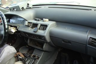 CLIO 97 Ανταλλακτικα & Αξεσουάρ  Αυτοκινήτων  Αμάξωμα Εσωτερικό  Οργανα / ΤΑΜΠΛΟ / ΝΤΟΥΛΑΠΑΚΗ
