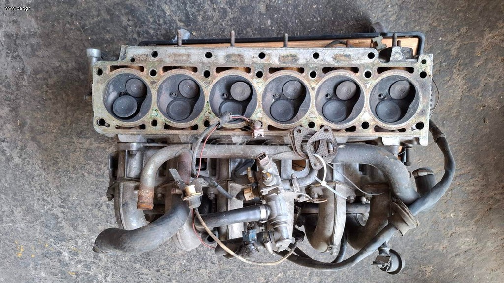 BMW M30 Καπάκι κινητήρα 12500199 E3 E9 E12 E23 E24 E28