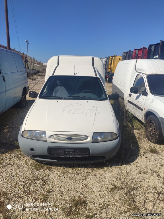 Ford Courier 2000