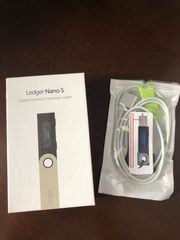 Ledger Nano S Crypto Wallet