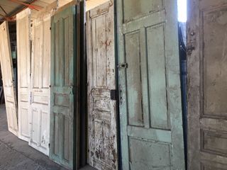Πόρτες παλιές ελληνικές ξύλινες μασίφ μέσο πόρτες και εξώπορτες 