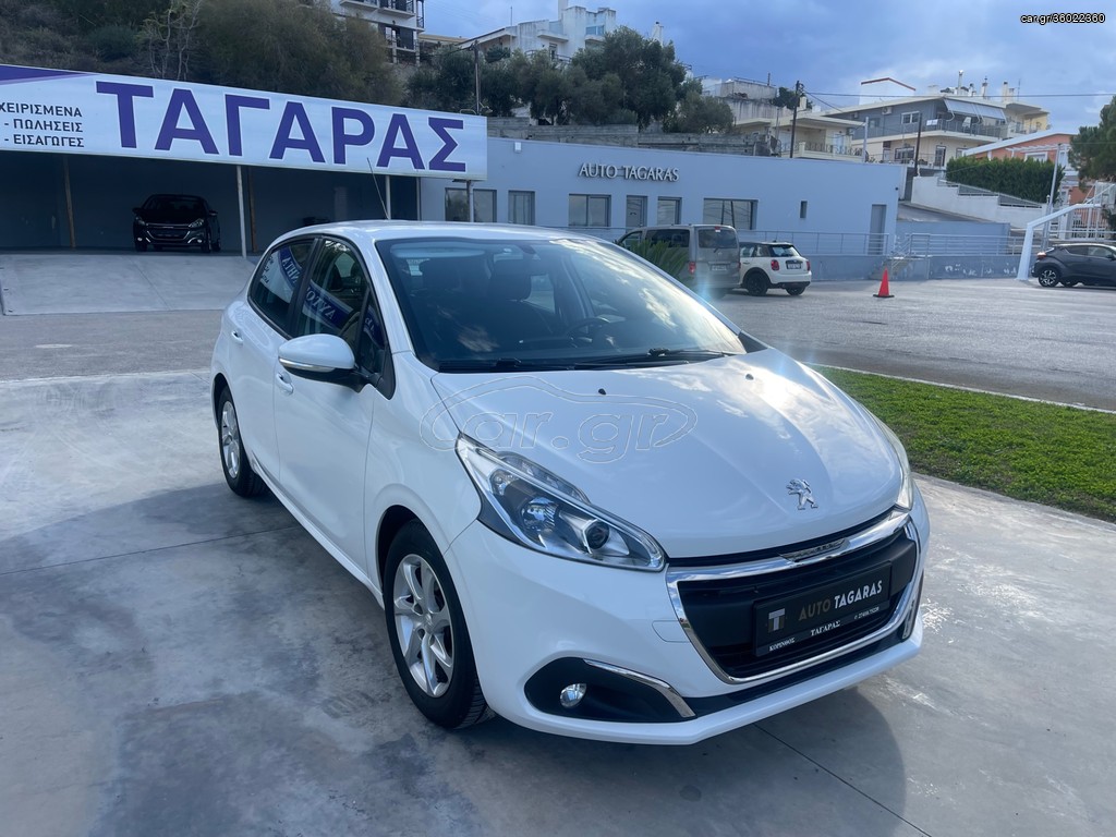 Car Gr Peugeot 208 17 1 2 Pure Tech 82 Active Camera Navi