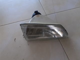 Φαναρι εμπρος δεξι  για Reugeot 106