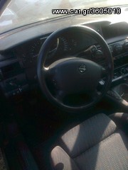 Opel Omega 2000-thumb-5
