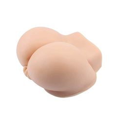 Tori's Plump Ass With Vagina
