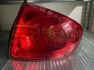 ΦΑΝΑΡΙ ΠΙΣΩ ΑΡΙΣΤΕΡΟ ΔΕΞΙΟ SEAT ALTEA 5P0945112 5P0945111 5P0945095D 5P0945096D-thumb-2