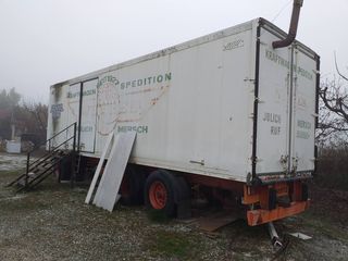 Semitrailer refrigerated semitrailer '92
