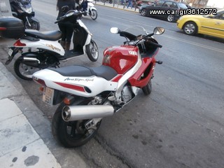 Yamaha 1999 Yamaha yzf1000R Thunderace '99-thumb-1