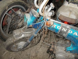 Honda DAX 1969 DAX 72CC ΕΚΤΕΛΩΝΗΣΜΕΝΩ+ΑΝΤΑΛΑΚΤΙΚΑ-thumb-19