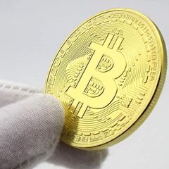 Αναμνηστικό νόμισμα bitcoin επίχρυσο για δώρο σε συσκευασία