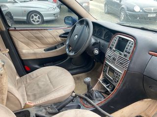 Lancia Lybra 1.6-thumb-2