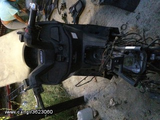suzuki burgman 250 για ανταλλακτικα!!!-thumb-67