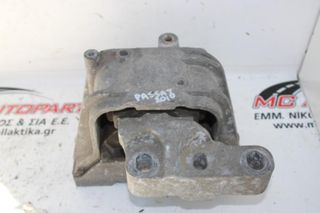 Βάση VW PASSAT (2005-2011) 1K0199262P μηχανής δεξιά