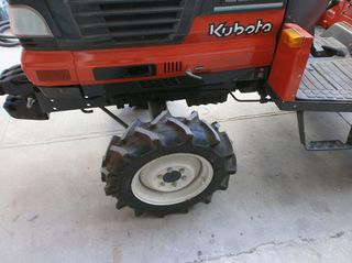Δενδροκομικά Τρακτέρ Kubota 2006 GL241-thumb-27