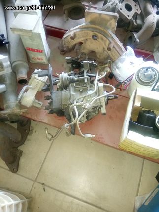 Πομπα πετρελαίου Nissan D21/D22