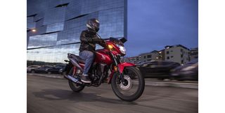 Honda CB 125 2026 CB125F-thumb-3