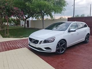 Volvo V60 '13 R-Design D4 (116€ τέλη)