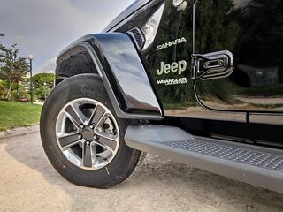 Jeep Wrangler 2019 SAHARA EDITION-thumb-3