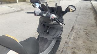PIAGGIO X9 200 ΚΑΡΜΠΥΡΑΤΕΡ-thumb-10