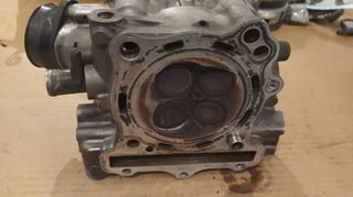 SUZUKI DL 650 V STROM 04' κεφαλή μπροστά-thumb-5
