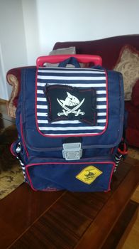 Σχολική τσάντα Captain Sharky