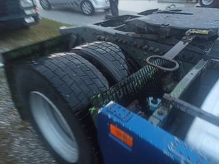 Volvo 1997 FH 12 420 XL -thumb-11