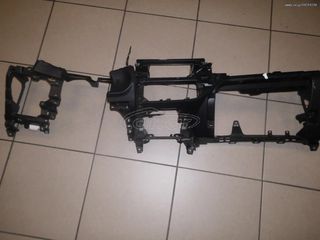 Toyota Auris κατω ταμπλο με κωδικο 55303-02350