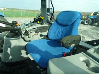 Τρακτέρ New Holland 2010 Τ7040-thumb-3