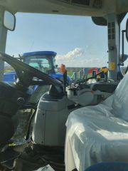 Τρακτέρ New Holland 2010 Τ7040-thumb-12