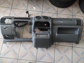ΤΑΜΠΛΟ  RENO  TWINGO  03M