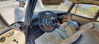 Mercedes-Benz 220 1964-thumb-2