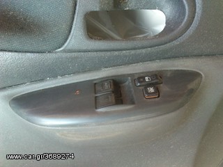 TOYOTA YARIS 2004 -thumb-1