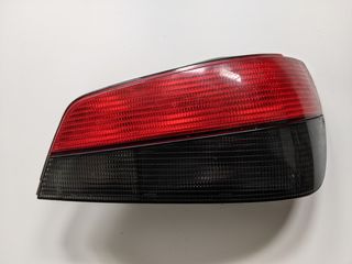 Φανάρι Πίσω Δεξιό - Peugeot 306 Hatchback (Phase 2/Phase 3) - 1997-02