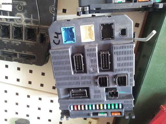 PEUGEOT 207 BSI FUSE BOX 9663798480